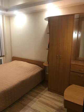 Мини-отель Sacvoyage Киев Стандартный двухместный номер с 1 кроватью и общей ванной комнатой-6